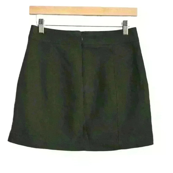 Express Olive Green Skirt Never worn, Lace up skirt size 2 - Picture 4 of 4